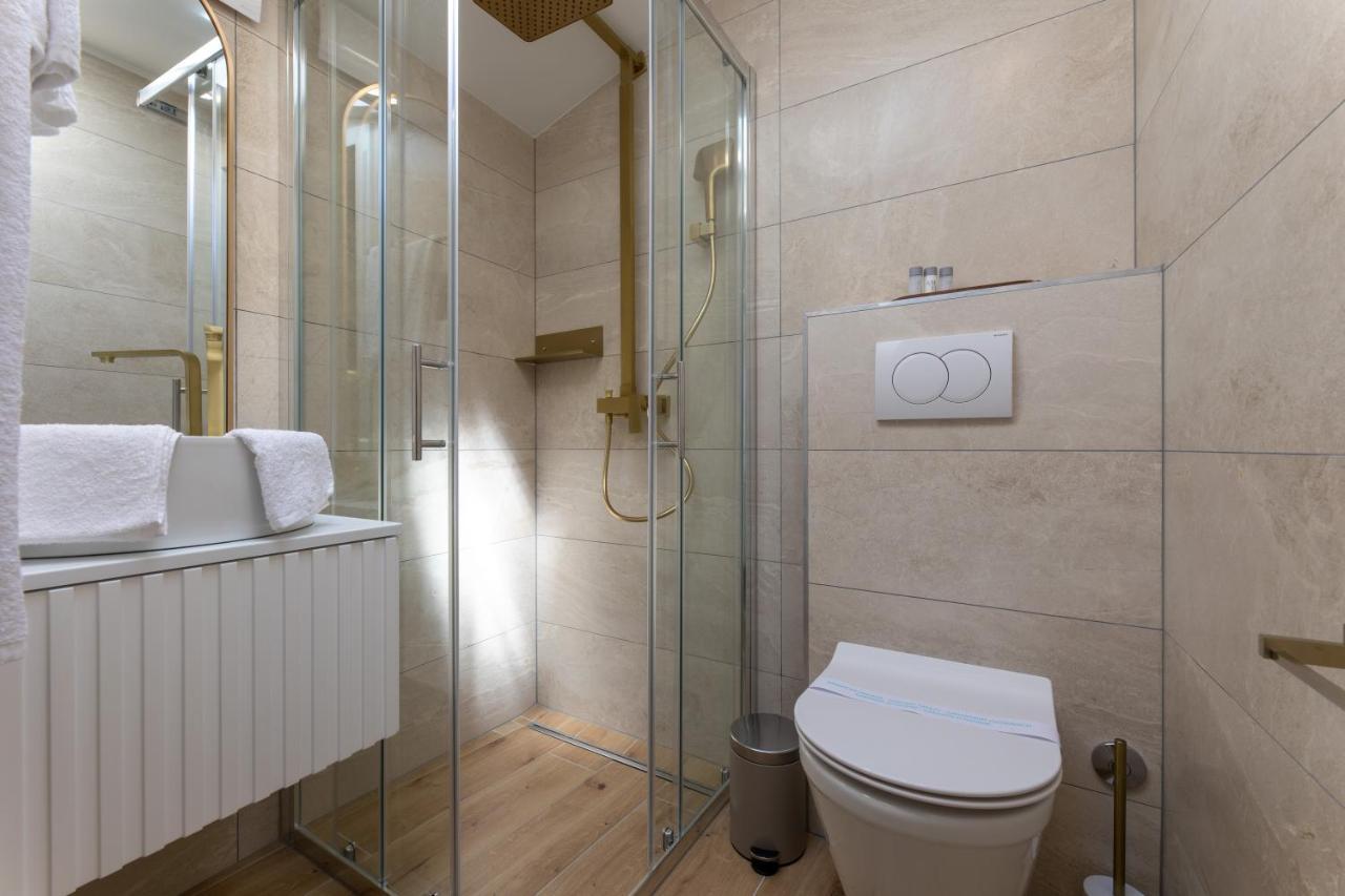 Palace Luxury Rooms Split Exterior foto